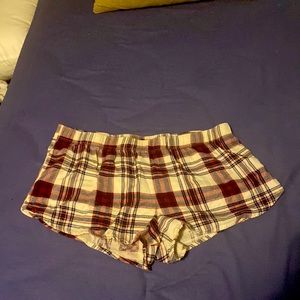 Brand: Harry Potter Size: XL Color: white/ purple